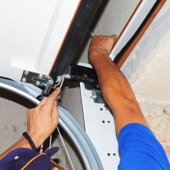 Reliable Garage Door Roller Repair Vancouver WA