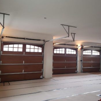 Trusted Garage Door Supplier Near me Five Corners WA